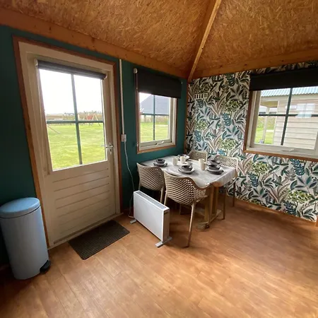 Boerencamping Duinzoomhoeve - Hooiberghut Dina 农家乐 登海尔德